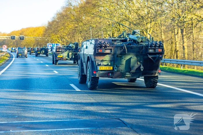 Defensie oefent met Fennek-verkenningsvoertuigen