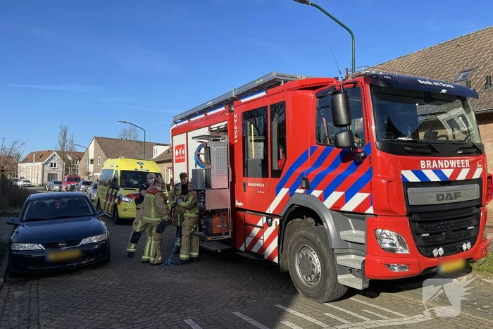 Kind bekneld met voet in traplift
