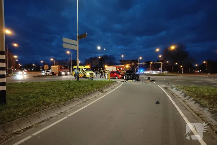 Veel schade bij ongeval op kruising