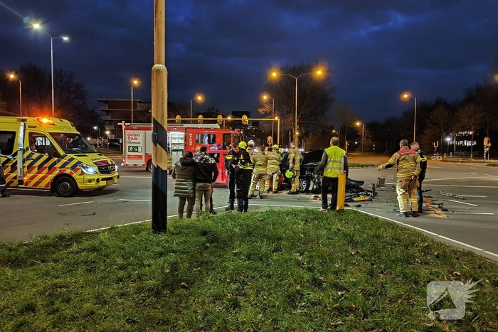 Veel schade bij ongeval op kruising