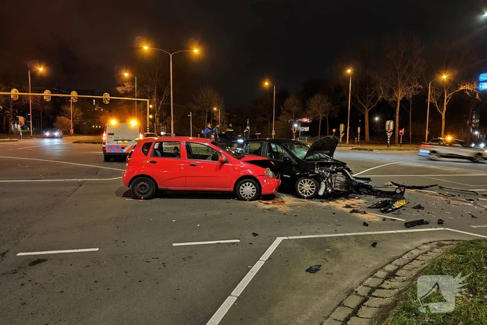 Veel schade bij ongeval op kruising