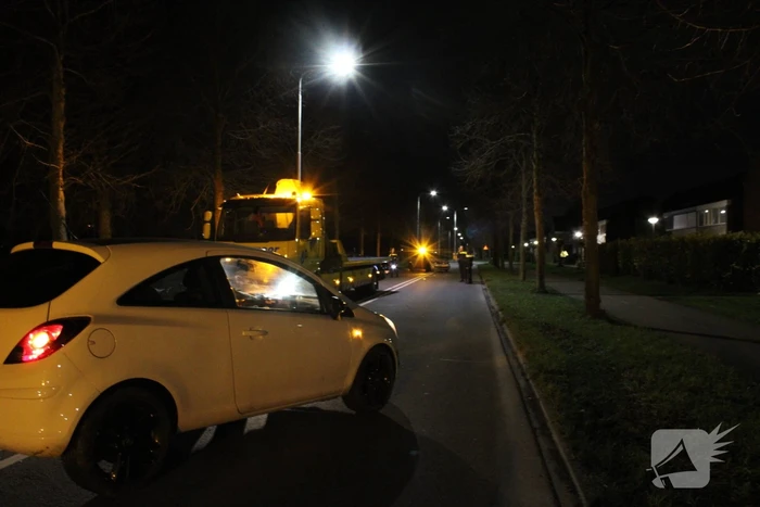 Schade na ongeval tussen twee auto's
