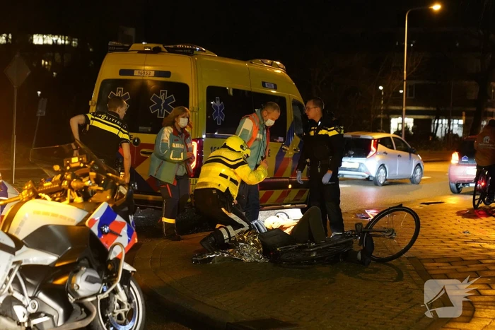 Fietser gaat onderuit en raakt gewond