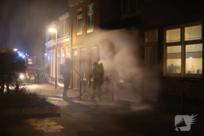 Veel rook bij brand in woning