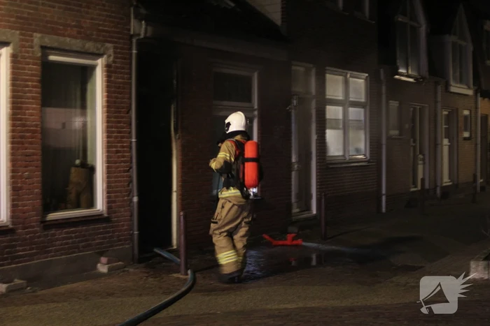 Veel rook bij brand in woning