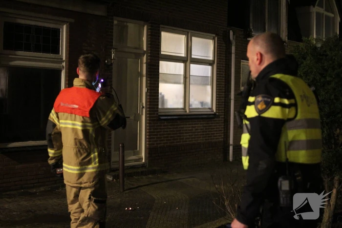 Veel rook bij brand in woning