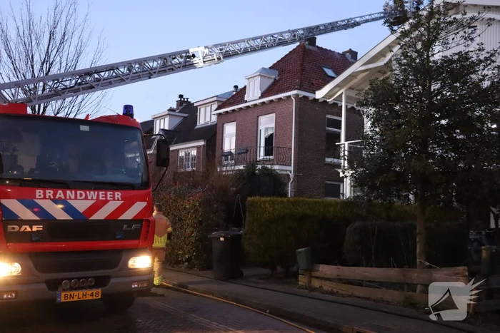 Veel rook bij brand op zolder