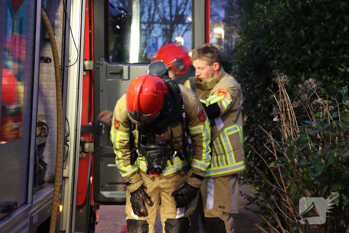 Veel rook bij brand op zolder