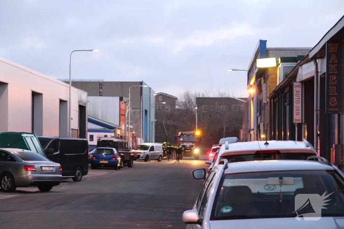 Hulpdiensten rukken uit voor brand in bedrijf