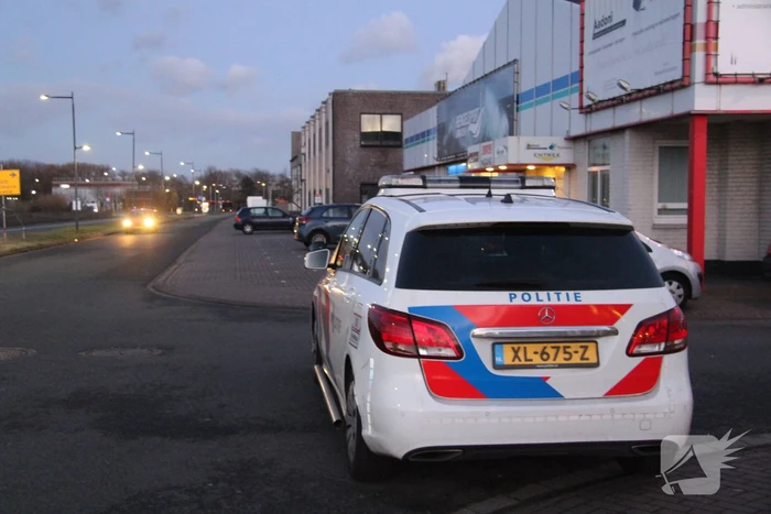 Hulpdiensten rukken uit voor brand in bedrijf