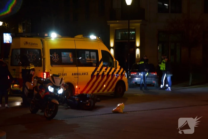Scooterrijder aangereden door auto