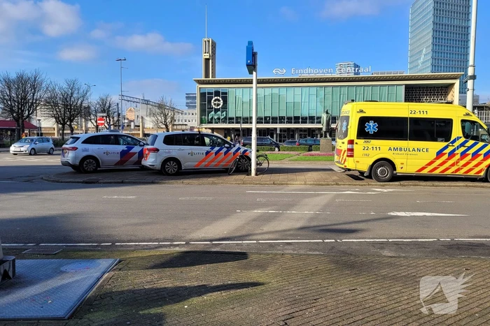 Fietser gewond bij botsing met auto