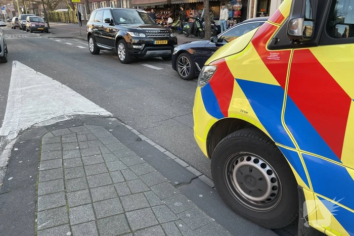 Scooterrijder aangereden door personenauto