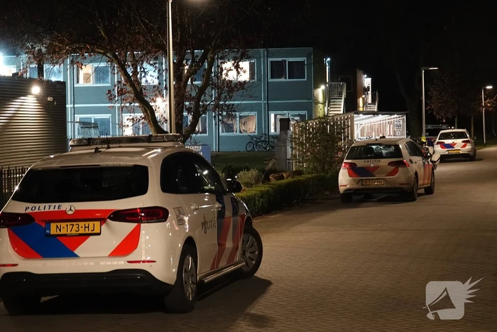 Politie doet onderzoek naar steekpartij bij AZC