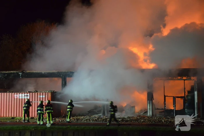 Evacuaties na brand in kringloopwinkel