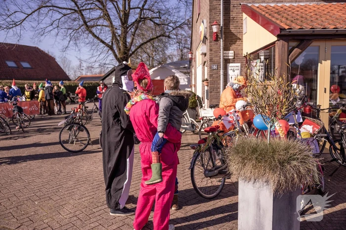 Carnaval: van kroeg naar kroeg op de fiets