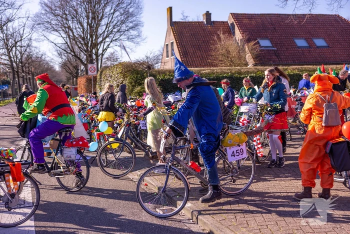 Carnaval: van kroeg naar kroeg op de fiets
