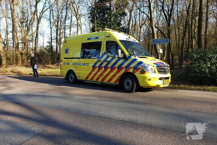 Wielrenner gewond bij botsing met auto