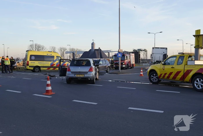 Flinke schade bij aanrijding op kruising