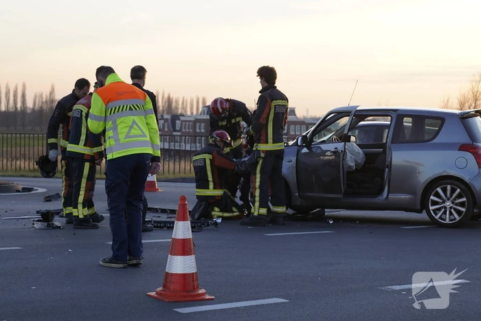 Flinke schade bij aanrijding op kruising