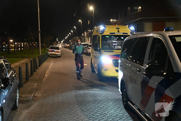 Politie doet onderzoek naar steekpartij in woning