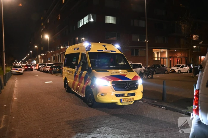 Politie doet onderzoek naar steekpartij in woning