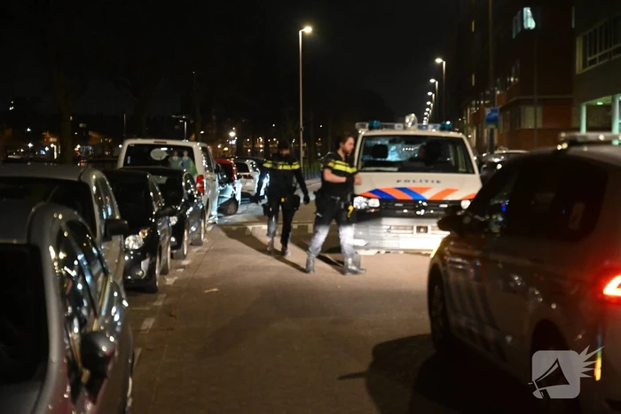 Politie doet onderzoek naar steekpartij in woning