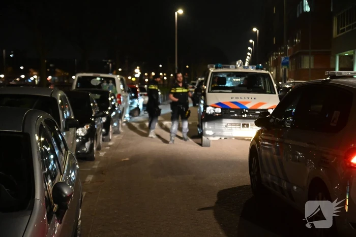 Politie doet onderzoek naar steekpartij in woning