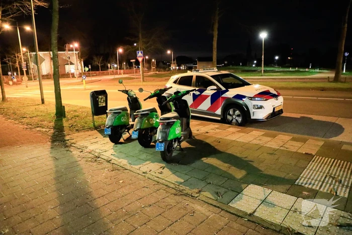 Politie blust beginnende scooterbrand van GO Sharing
