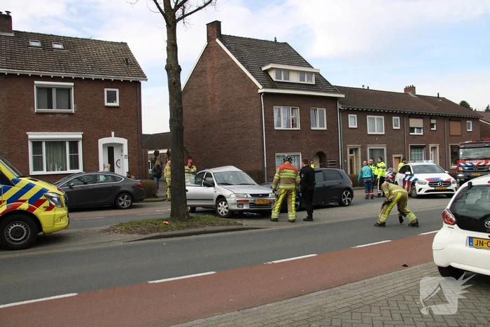 Vrouw overleden na ernstig verkeersongeval