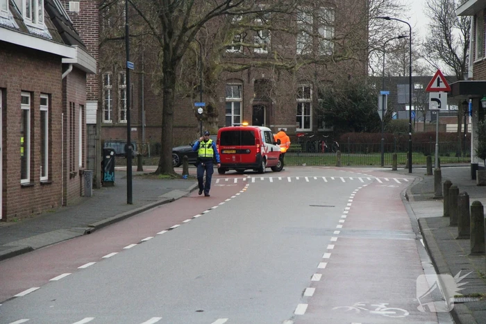 Meerdere mensen onderuit door lang oliespoor