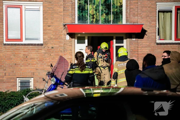 Brandende kaars aangezien voor woningbrand
