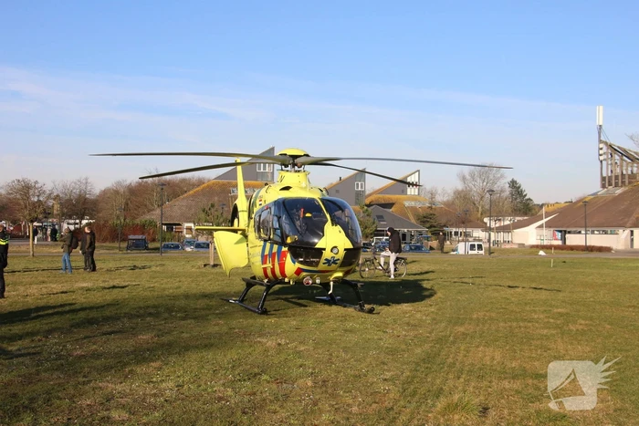 Traumahelikopter trekt veel bekijks