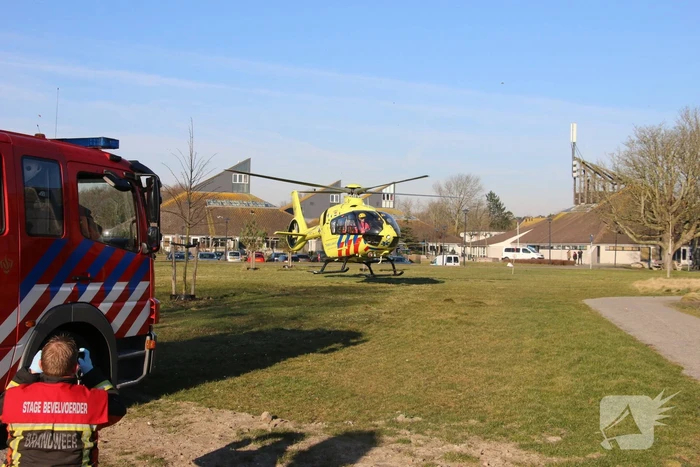 Traumahelikopter trekt veel bekijks