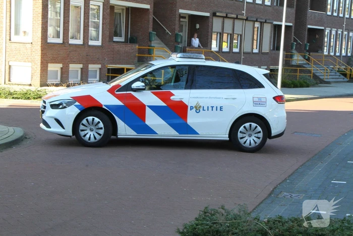Omwonenden zien rook in portiekwoning