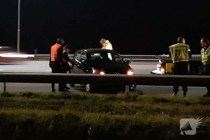 Botsing tussen vrachtwagen en auto