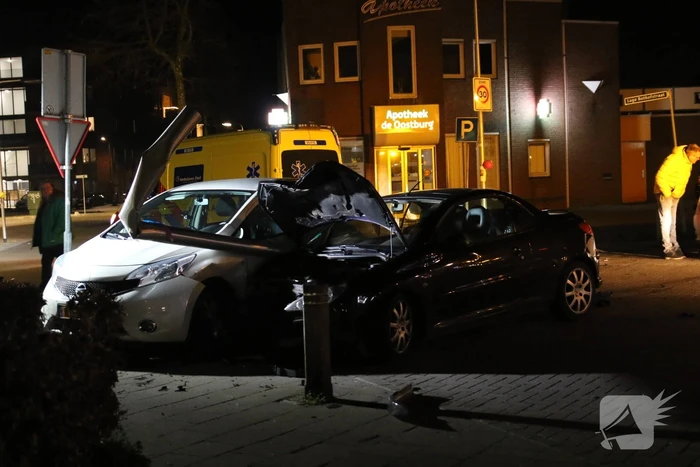 Enorme ravage na botsing, bestuurder aangehouden