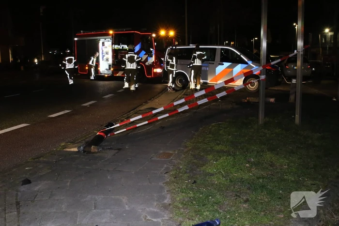 Enorme ravage na botsing, bestuurder aangehouden