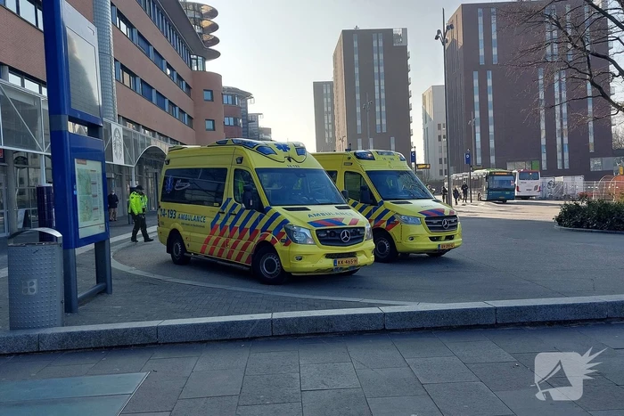 Persoon gewond na ongeval op station