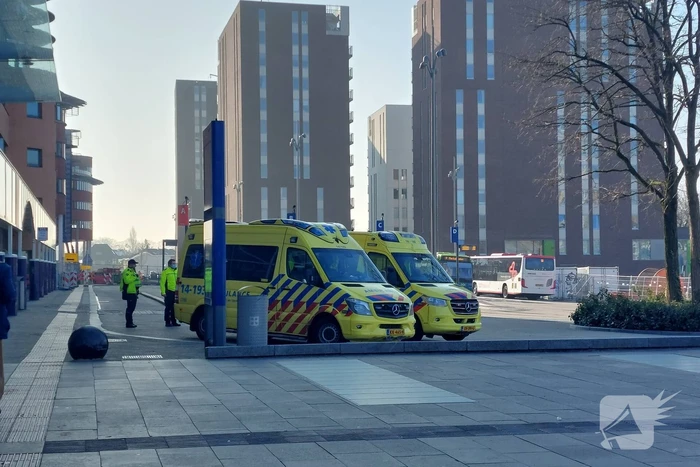 Persoon gewond na ongeval op station