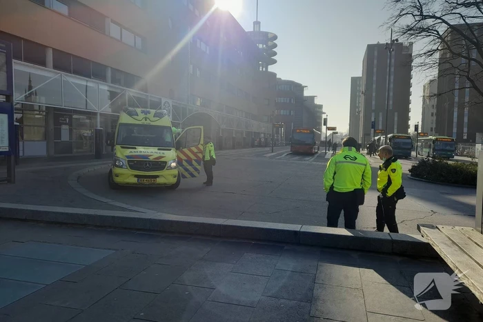 Persoon gewond na ongeval op station