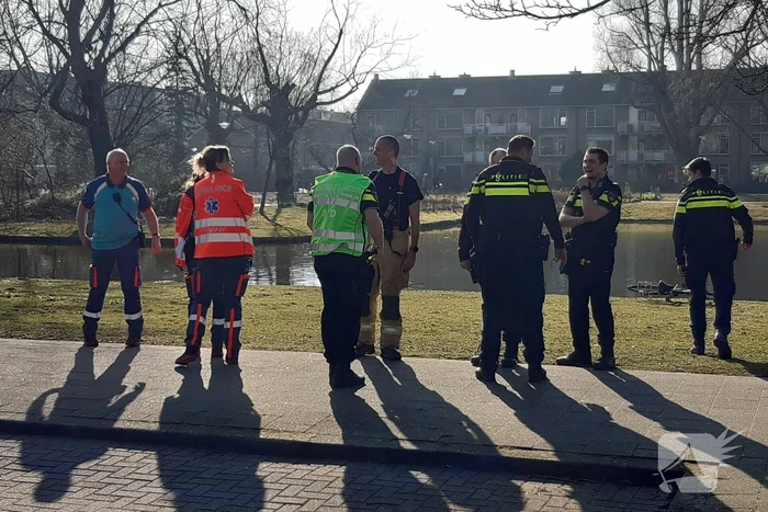 Fiets in het water zorgt voor inzet hulpdiensten