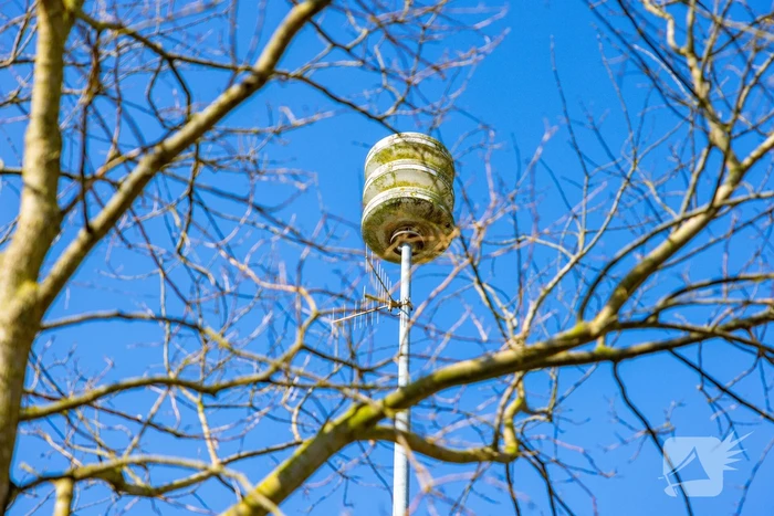 Afgaan luchtalarm confronteert burgers met belang van sirene