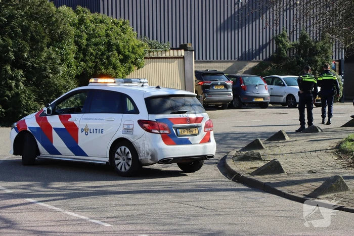 Veel rook bij brand in hoop bouwafval