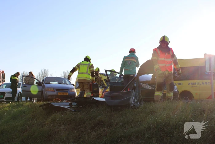 Inzittende bekneld na kettingbotsing