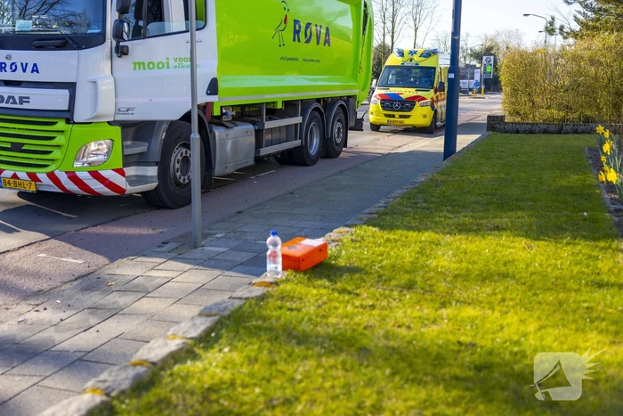 Fietsster gewond bij aanrijding met auto
