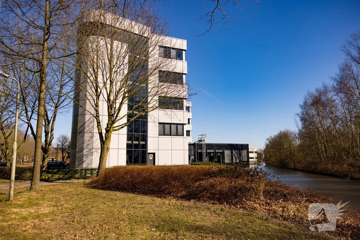 Kantoorgebouw wordt omgebouwd tot tijdelijke alleenstaanden woningen