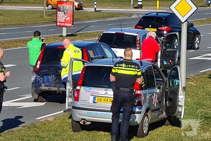 Kop-staart botsing zorgt voor veel schade