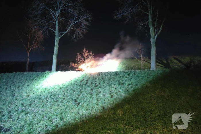 Buitenbrand in berm