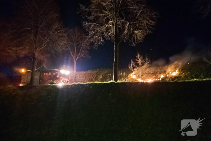 Buitenbrand in berm